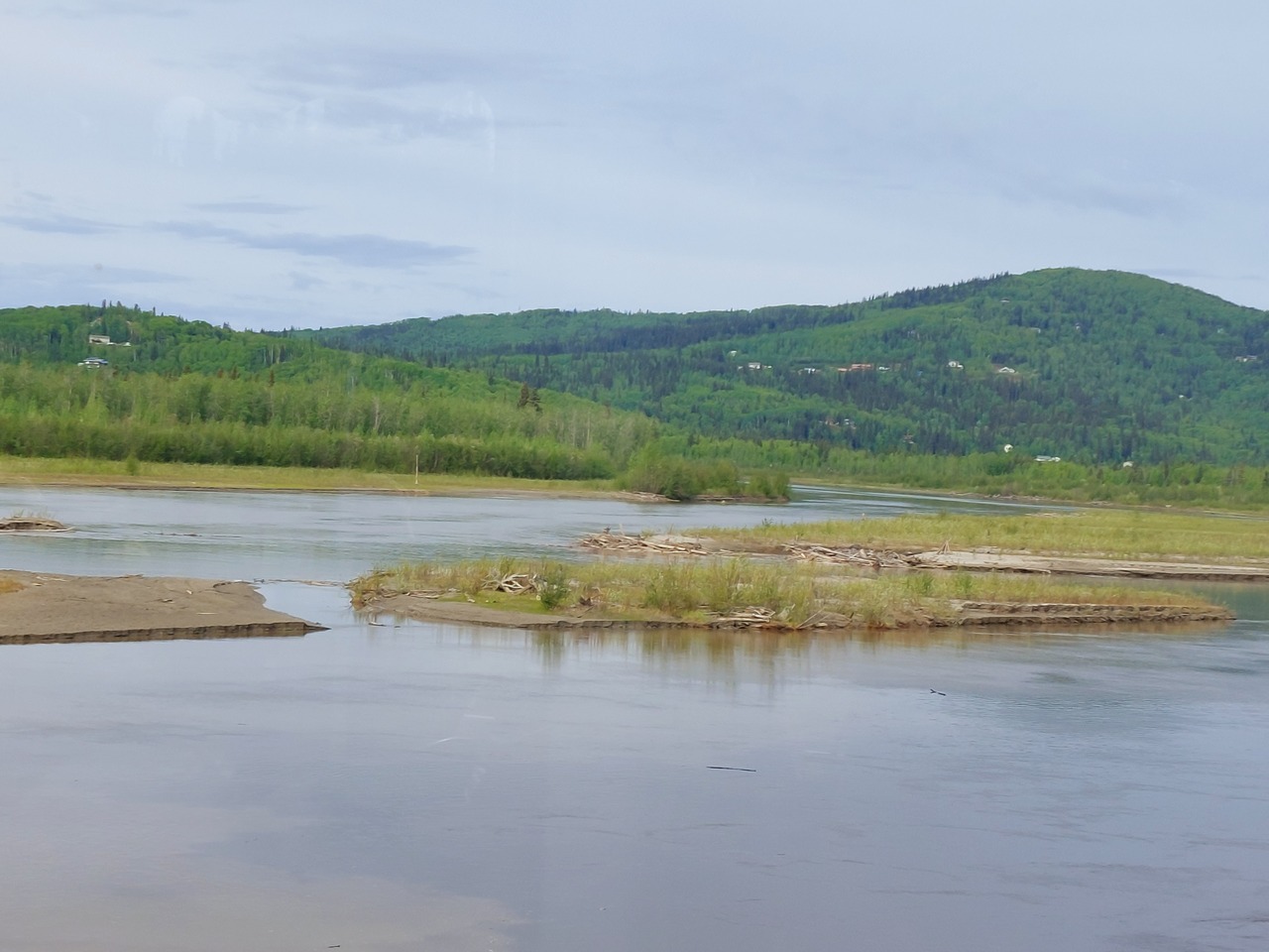 Fairbanks-River-Cruise---Chena-flows-into-Tanana-2.jpg