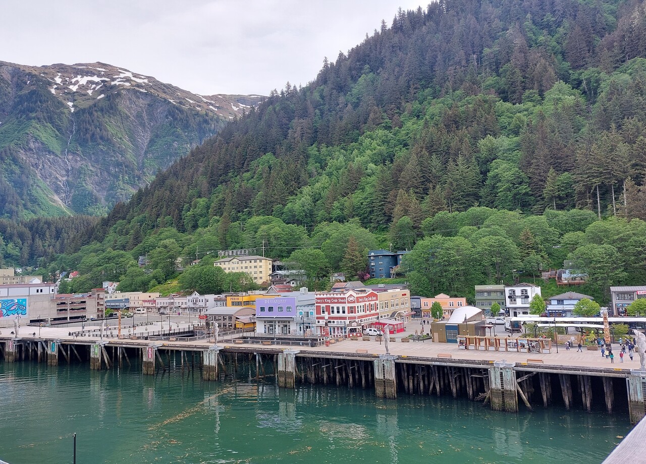 Juneau-2-View-from-ship.jpg