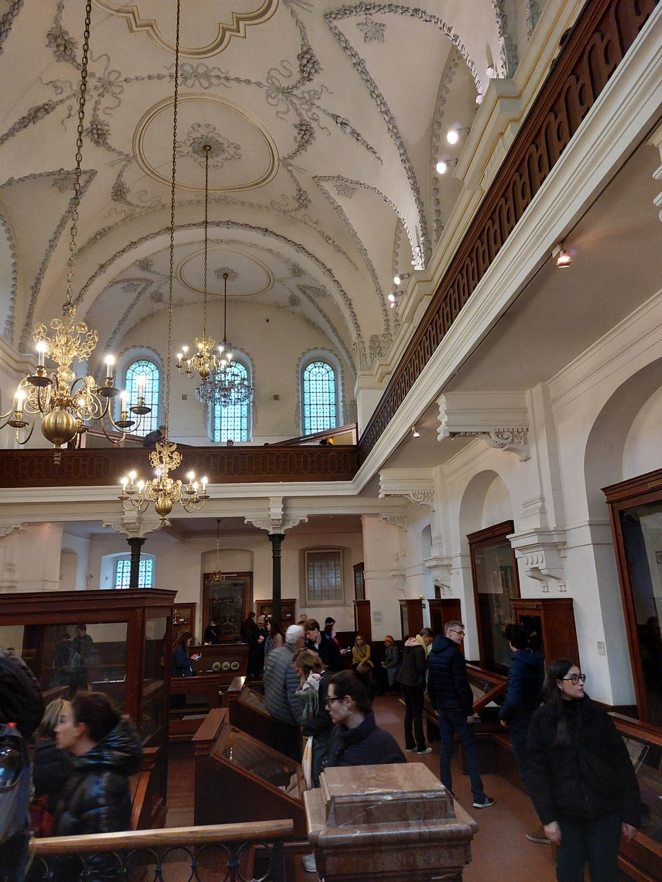 Prague-Jewish-11---Klausen-Synagogue.jpg