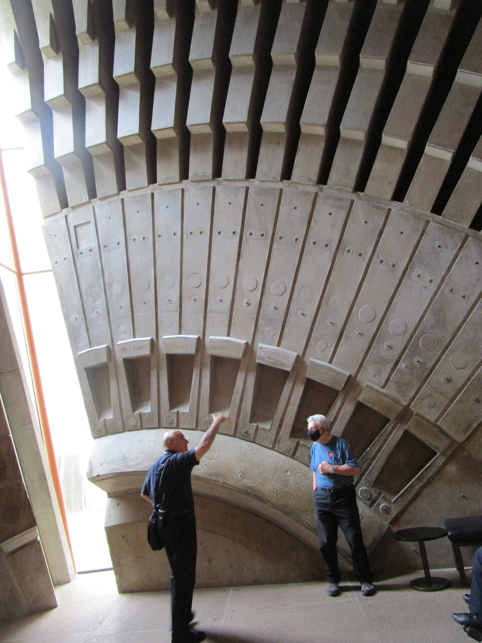 Sydney-Opera-House-Tour---Look-at-beams-3.JPG