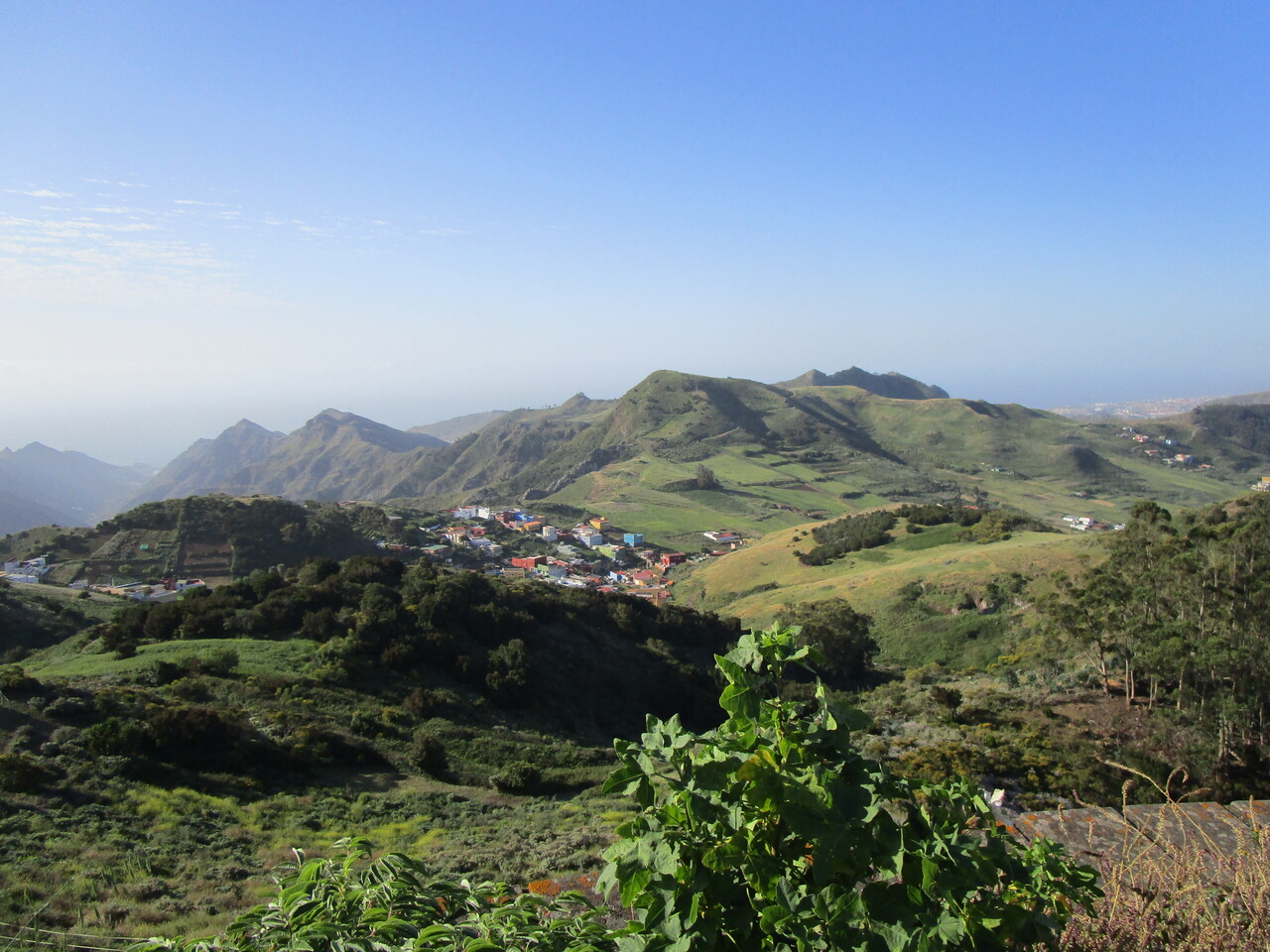 Tenerife-tour-3---Anaga-Mts-La-Jardina.JPG