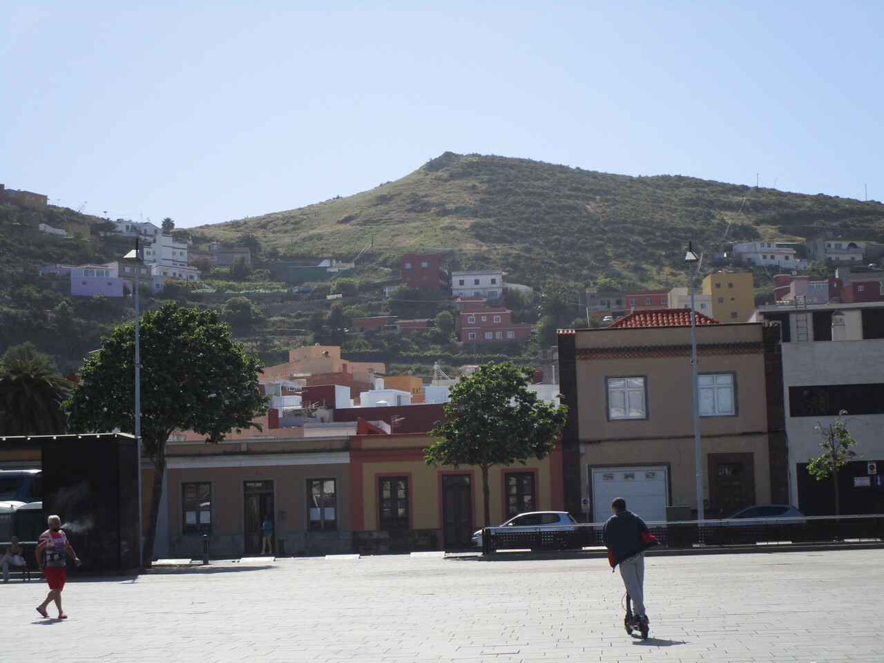 Tenerife-tour-40-San-Cristobal-de-La-Laguna-marketplace.JPG