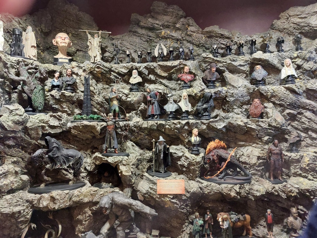 Weta-Cave-5.jpg